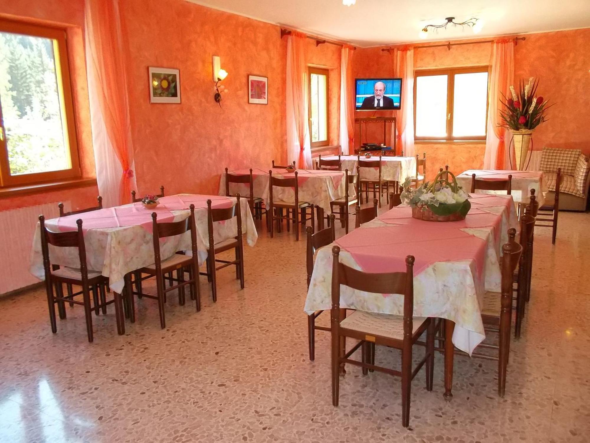 Hotel Residence La Rosa Castione della Presolana Ngoại thất bức ảnh